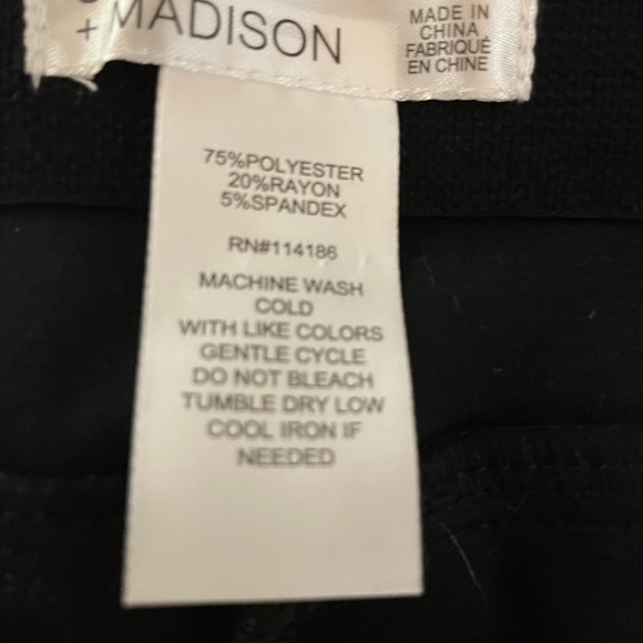 89TH & Madison Black Pants - 12 - Picture 4 of 7